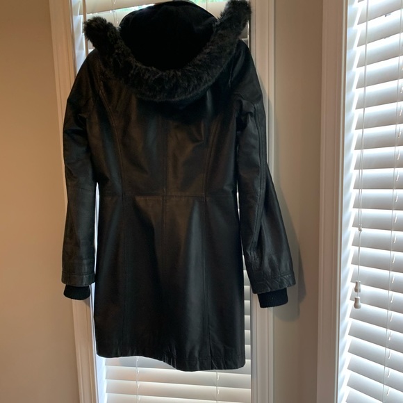Danier winter leather jacket - Picture 2 of 12
